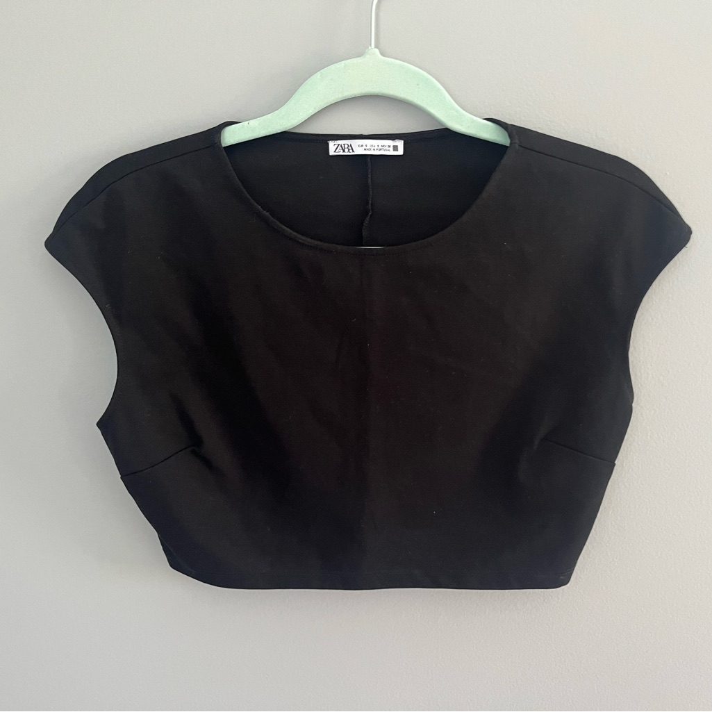 Zara Black Cap Sleeve Crop Top
